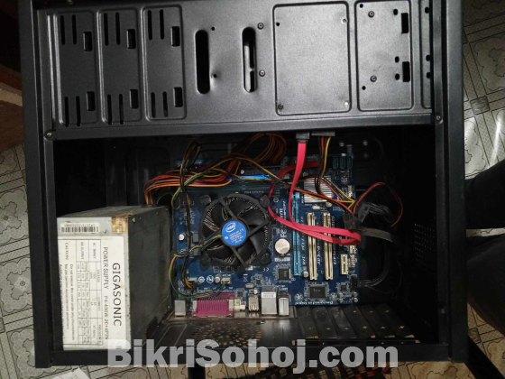 Core i3, 120GB SSD, 8GB Ram 15